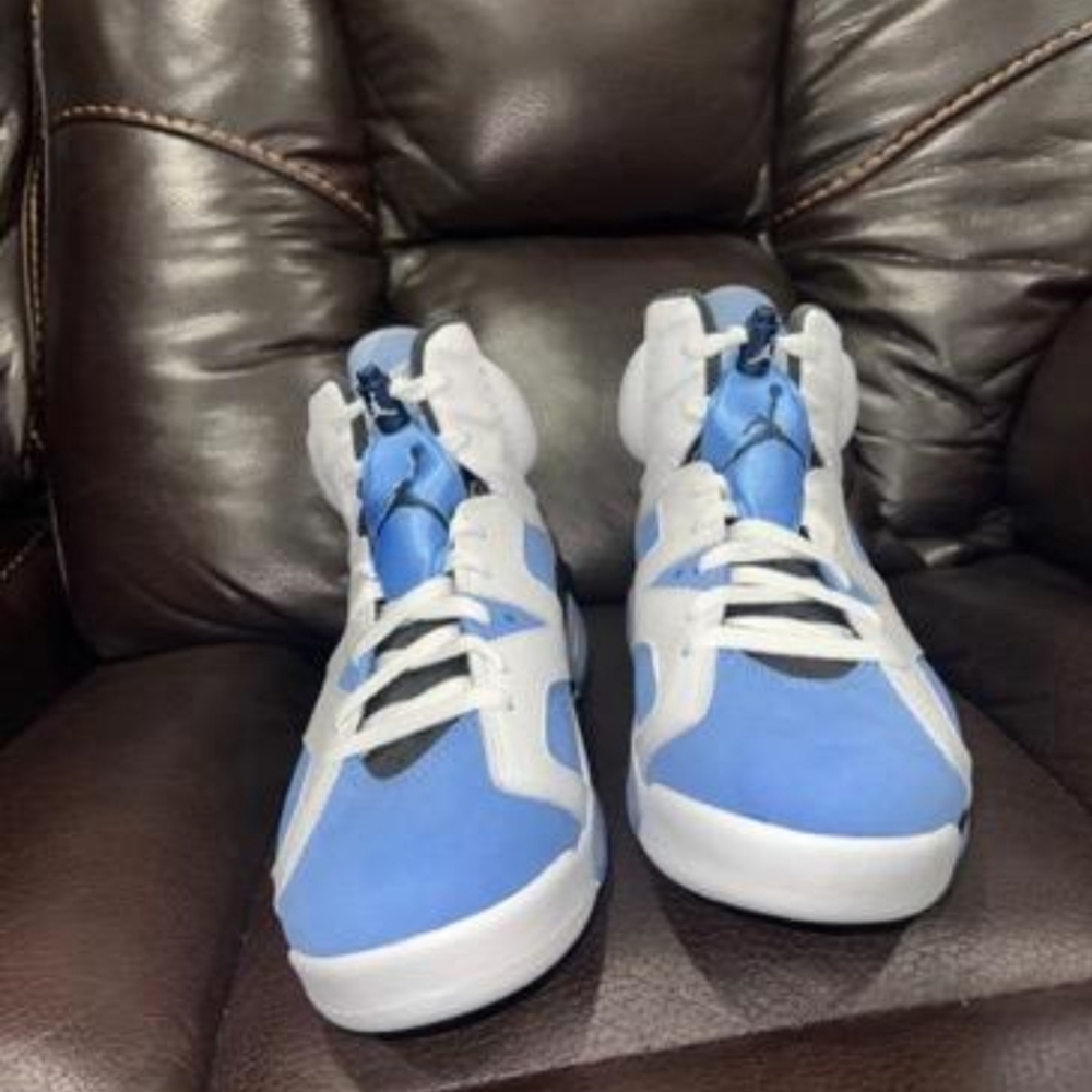 Jordan 6 - Picture 3 of 4